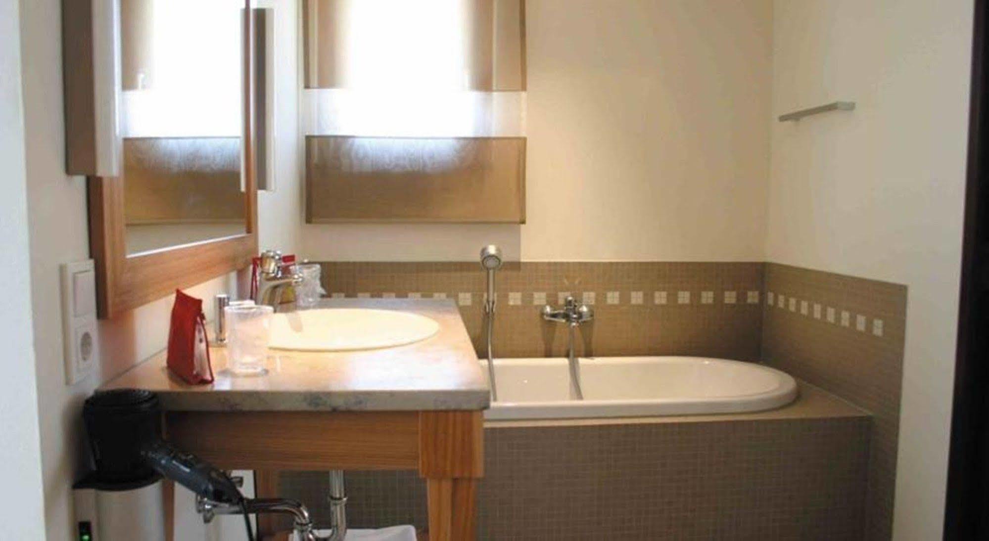 קלן Hotel Begardenhof מראה חיצוני תמונה