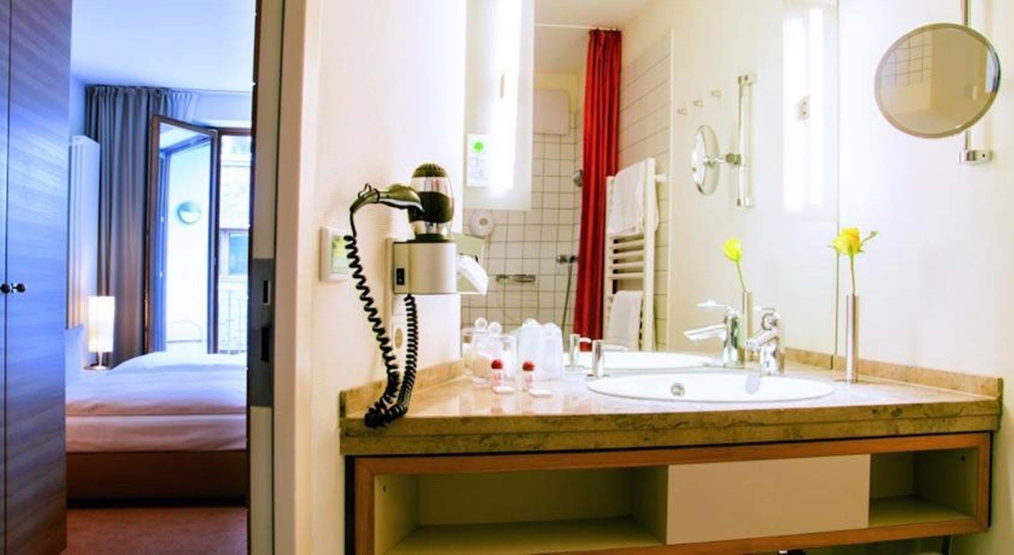 קלן Hotel Begardenhof מראה חיצוני תמונה